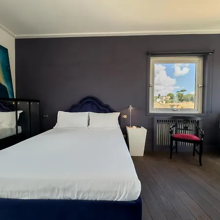 Chasing The Stars Spanish Steps Boutique *