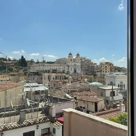 Chasing The Stars Spanish Steps Boutique Apartment *